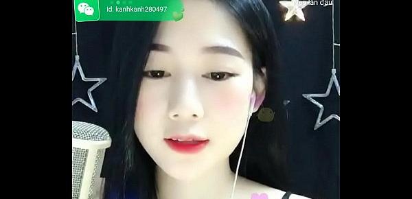  Hotgirk Kiều Anh livevstream trên Uplive